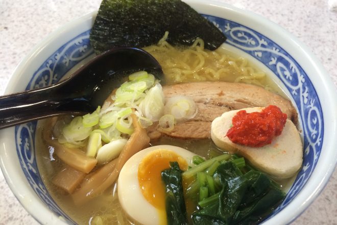 北見の名店「麺や 明星」で、ピリ辛とりしおラーメンを食す